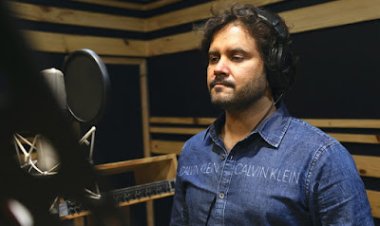 Javed Ali records an emotional song for Vishal Gaikwad's Hindi movie APIK