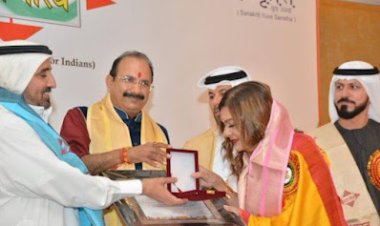 Top class personalities from different categories got felicitated at the Bharat Gaurav Award by Organizer Pandit Suresh Mishra in Dubai